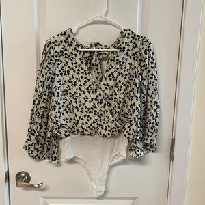 Lulus bodysuit Size S